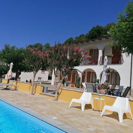 B&B Villa Ginevra Pietralunga  Bagian luar foto