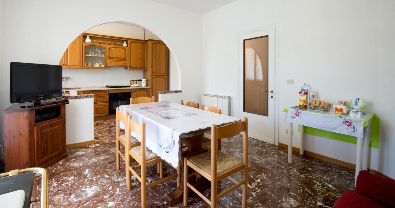 B&B Villa Ginevra Pietralunga  Bagian luar foto