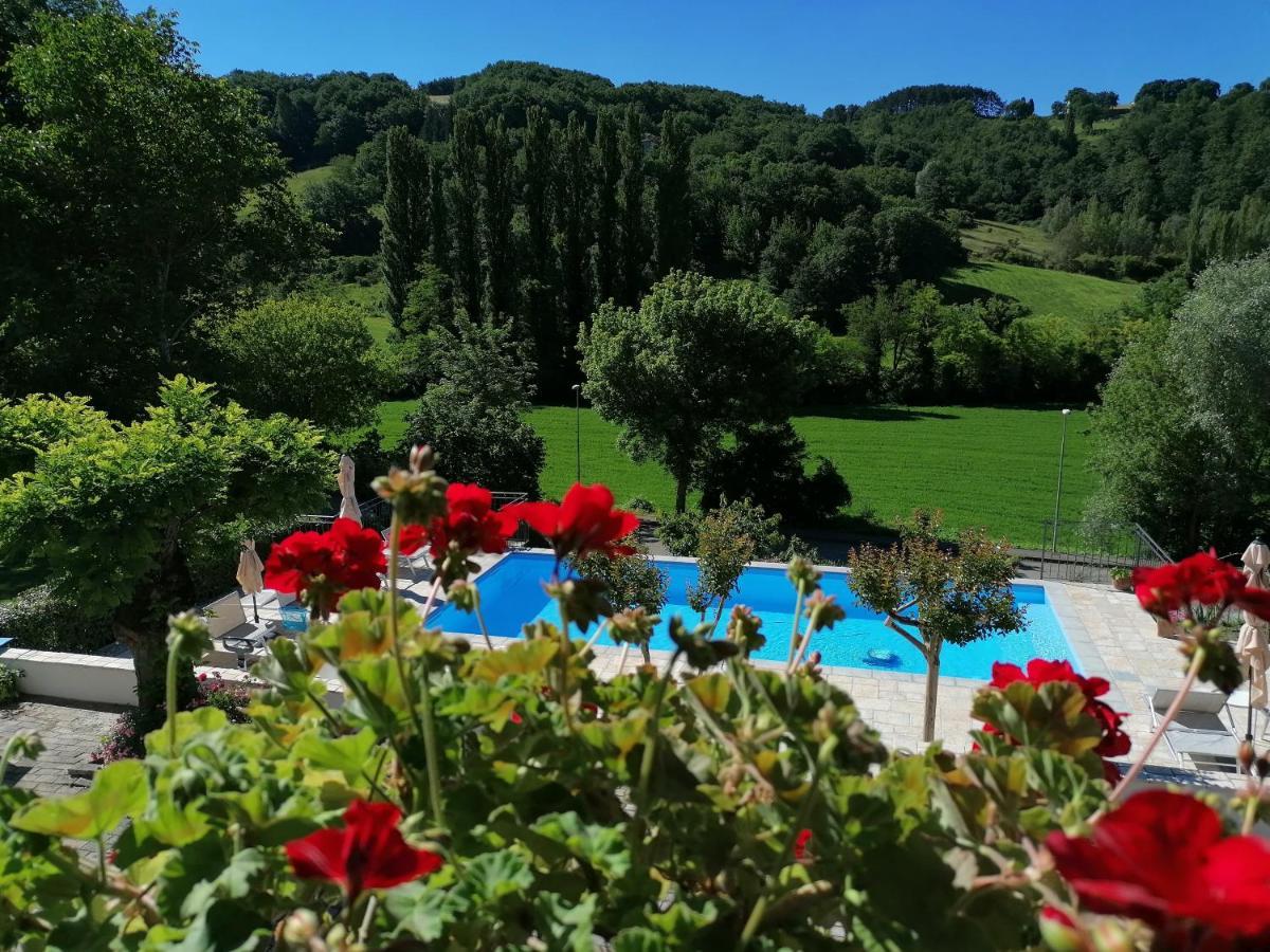 B&B Villa Ginevra Pietralunga  Bagian luar foto